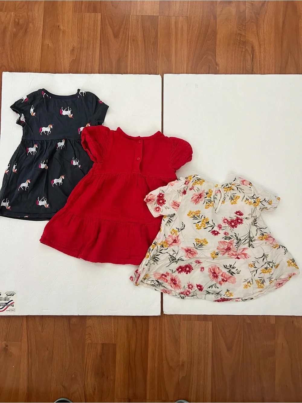 12-18m Toddler Girl short sleeves Dress Bundle of 3 Unicorns/Red/Floral Old Navy